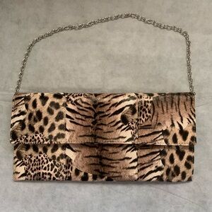 NWOT Vintage Leopard Print Clutch W/ Detachable Shoulder Chain Strap